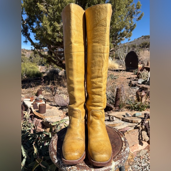 FRYE ๐บ๐ธ Campus Banana Vintage OTK Tall Boots Size 10 - Picture 6 of 16